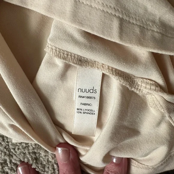 Nuuds Oversized Split Hem Tee in Bone XL - Picture 4 of 7